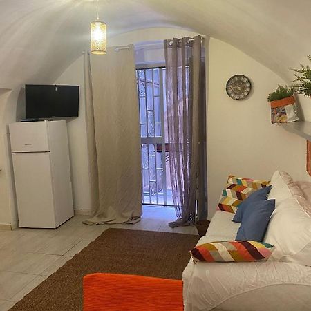 Family Home 那不勒斯 外观 照片